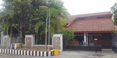 Rumah di Jalan Rungkut Harapan Surabaya Strategis