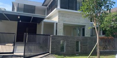 Rumah Mewah Minimalis Modern Lux di Graha Natura Surabaya