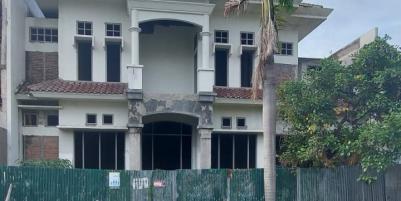 Jual Rumah Mewah Baru Pakuwon Indah Kawasan Lontar