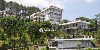 Hotel dan villa River Hill di tawangmangu, masih operasional