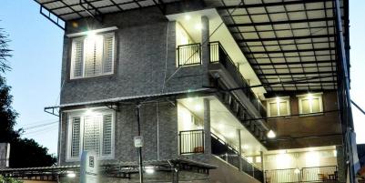 Guest House Aktif Siap Kerja Sama Dengan OYO/RedDoorz Lokasi Gayungsari Surabaya 