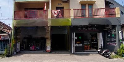 Rumah Induk dan 2 Toko Siap Huni Lokasi Jalan Pulo Wonokromo SUrabaya