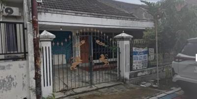 Dijual Rumah Murah Tengah Kota Surabaya Siap Huni di Jalan Barata Jaya