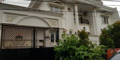 Jual Rumah Mewah Classic di Sutorejo Prima Utara Surabaya