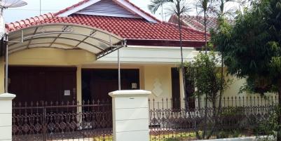 JUAL atau SEWA Rumah Luas Kawasan Pondok Blimbing Indah di Kota Malang