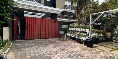 Rumah luas nyaman bebas banjir Cipinang Jakarta Timur 