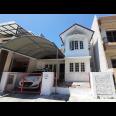 Jual Rumah Dua Lantai Villa Valencia di Perumahan Pakuwon Indah