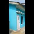 Rumah biru masih baru di Cilodong