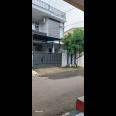 Hadir Rumah di kawasan strategis Griya Serpong Asri, Cisauk, Tangerang. Dibangun di atas area tanah 72m² dan area bangunan 110m²