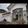 RUMAH DUA LANTAI GAYA AMERIKA  SEMI FURNISHED SAYAP SETIABUDI BANDUNG