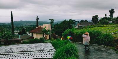 Rumah Vila Siap Huni Kawasan Wisata Alam Kemuning Karanganyar