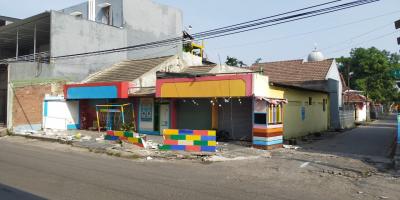 Rumah Tempat Usaha Jalan Manukan Krajan Kawasan Tandes