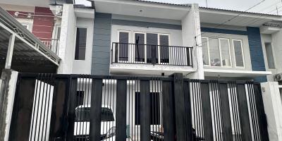 Rumah Full Furnished di Green Mansion Regency Lontar Surabaya Barat