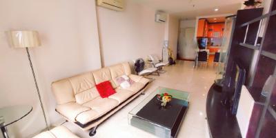 Dijual 1 unit Apartemen 3BR di FX Residence Sudirman Aparteman Senayan Jakarta.