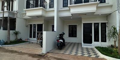 Rumah Cluster Classic Style Jagakarsa Jakarta Selatan 