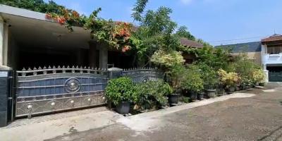 Rumah Dijual di Beji Tanah Baru Depok