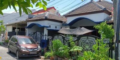 Dijual Rumah 1,5 Lantai di Semampir Tengah, Surabaya