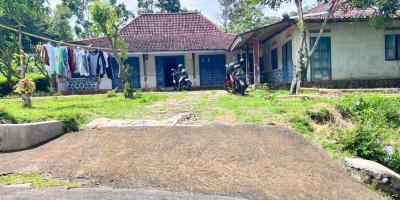 Tanah 1850m² Bonus Bangunan 350 Juta Karanganyar