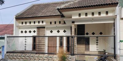 Rumah Siap Huni dijual Cepat Lokasi Pondok Benowo Indah Surabaya Barat