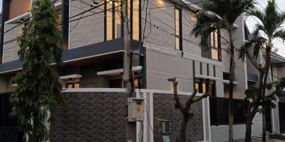 Dijual Rumah Mewah Baru Gress Scandinavian Style Lokasi Sutorejo Prima Selatan Surabaya