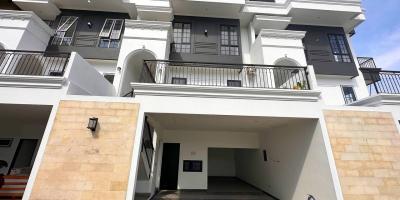 Rumah Rooftop bonus kolam renang Pejaten Jakarta Selatan 