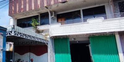 Dijual Rumah Kantor dengan Gudang SHM di Kalibanteng Kulon, Semarang