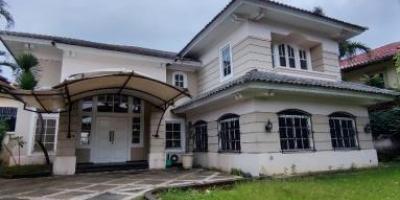 Dijual Rumah Mewah di Boulevard Palem Raya, Lippo Karawaci