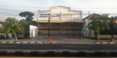 Dijual Gudang Luas 962 m2 di Caruban, Madiun